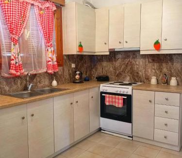 Evrostina House | house with sea and mountain view