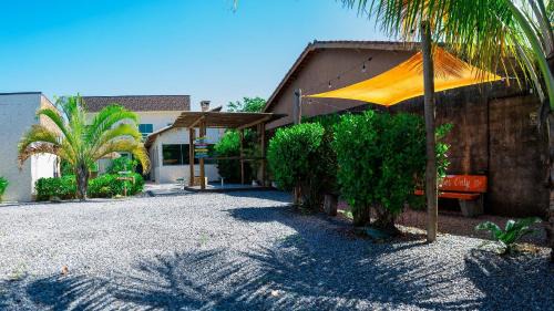 Cidade Nova Peruibe House | House with Swimming Pool and Barbecue area in Peruíbe with lots of comfort for 16 people