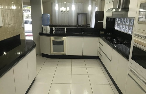 Centro House | HOUSE17 CENTRAL PEOPLE/5 BEDROOMS/AIR/4 SPACES/POOL/BILLIARDS/WIFI/