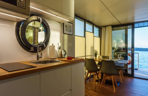 Fuhlendorf Boat Rental | Houseboat Fjord POLARIS with bio-sauna and roof terrace in Barth