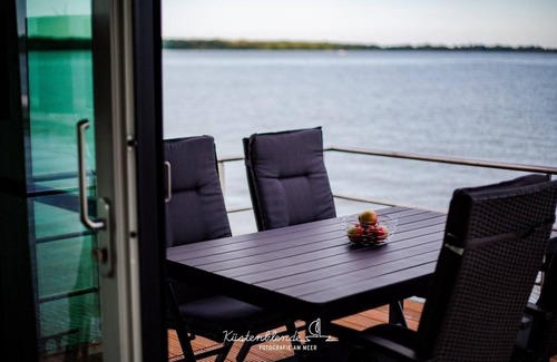 Ribnitz Apartment | Houseboat for 4 guests with 45m² in Ribnitz-Damgarten (251367)