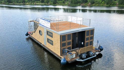 Uraz Boat Rental | Houseboat Water King apartament pływający dom na wodzie łódź Hausboot 7 os