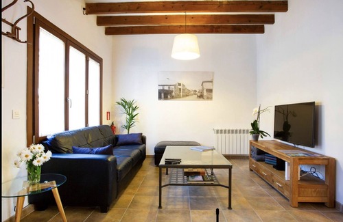 El Arenal House | Housing with garden and garage.