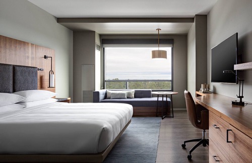 Spring Hotel | Houston Cityplace Marriott at Springwoods Village