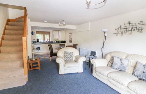 Cragg Vale Cottage | HOVE WOOD VIEW, pet friendly, with a garden in Cragg Vale