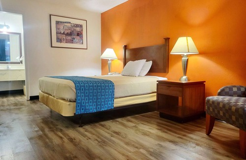 Hannibal Hotel | Howard Johnson BY Wyndham Hannibal