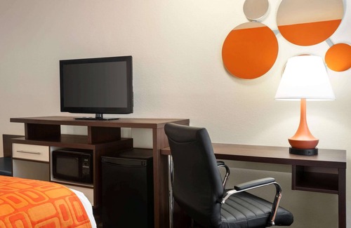 Appleton Hotel | Howard Johnson by Wyndham Appleton