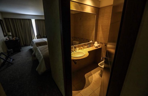 Funes Hotel | Howard Johnson by Wyndham Funes