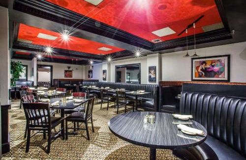 Hershey Hotel | Howard Johnson by Wyndham Hershey