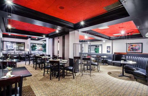 Hershey Hotel | Howard Johnson by Wyndham Hershey