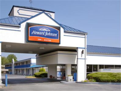 Commerce Hotel | Howard Johnson by Wyndham Commerce GA