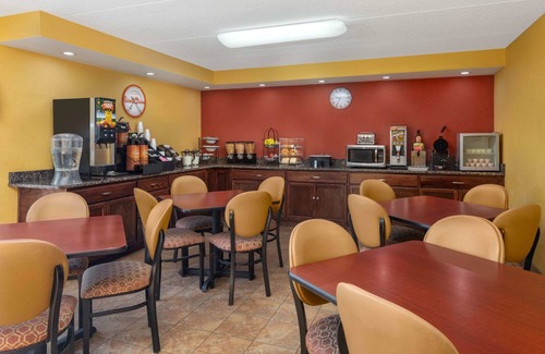 Rock Hill Hotel | Howard Johnson by Wyndham Rock Hill