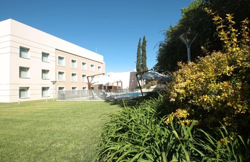 Rio Cuarto Hotel | Howard Johnson Rio Cuarto Hotel y Casino