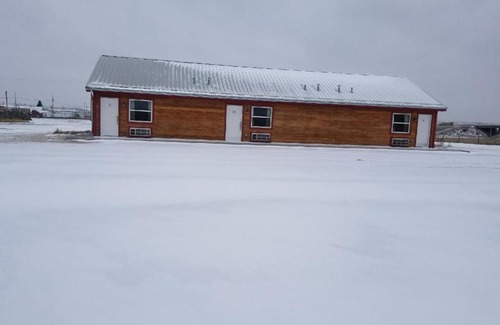 Glendo Hotel | Howard's Motel