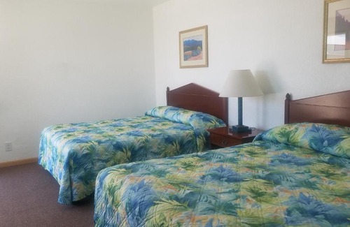 Glendo Hotel | Howard's Motel