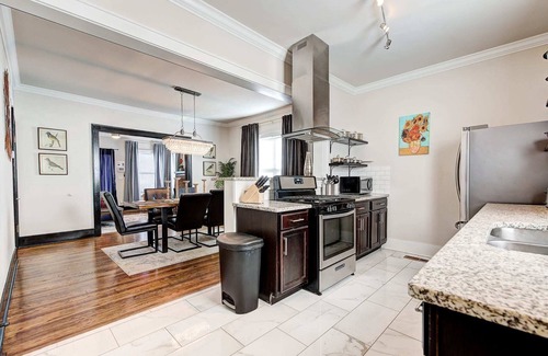 Lincoln Terrace House | Howes Capitol–3 in 1-near OU Med, Bricktown, Arena