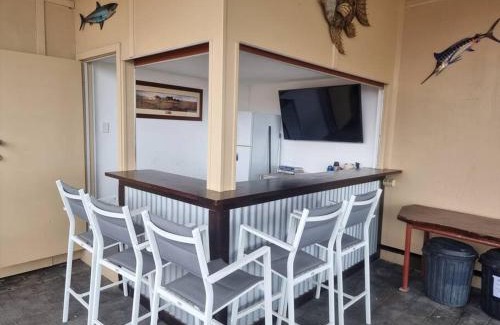 Lake Wangary House | Howsthaserenitee - 3BR house with bay views