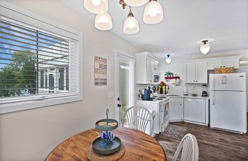 Ottawa Cottage | Huck Finn #26