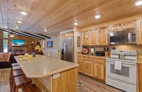 Island Park House | Huckleberry Hollow