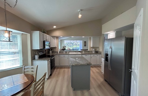 East Naples Condo | Huge Carriage home in beautiful Windstar on Naples Bay