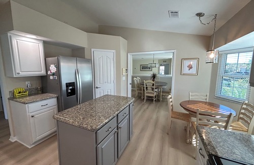 East Naples Condo | Huge Carriage home in beautiful Windstar on Naples Bay