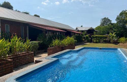 Kampung Kedawang Bed & Breakfast | Hujung Kampung Resort