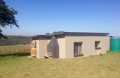 Great Brak River House | Humbod - Farm Cottage in the mountains near the ocean