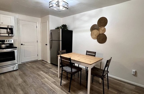 Sahuarita Apartment | Hummingbird Haven Retreat - Quiet 2 bedroom Town