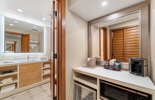 La Playa Hotel | Humphreys Half Moon Inn