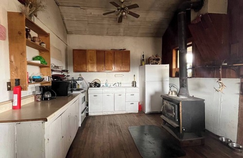 Dillon Cabin | Hunting Cabin, Authentic 1800's, RUSTIC, Miner's fishing and Hunting Cabin