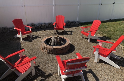 Mitiwanga House | Huron Mitiwanga Beach/Near Cedar Point! Great Vacation!