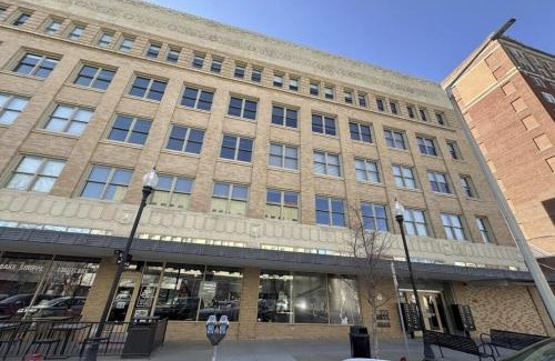 Downtown Lincoln Apartment | Husker Home TEN40 is in the heart of Downtown Lincoln where you can walk to Haymarket & UNL