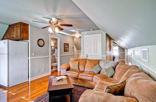 Paso Robles Condo | Huston's Attic-Renewed Downtown Charm at an Amazing Location-13th & Vine!