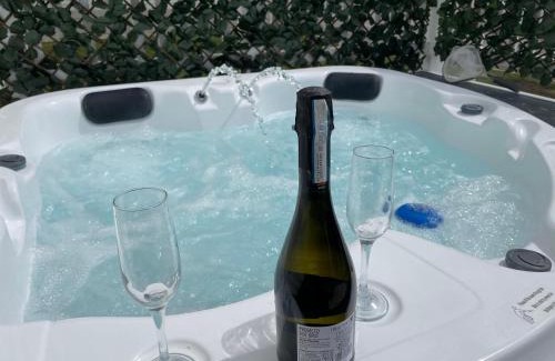 Rampton Other | Hutchinson's Willerby Kelston with Hot tub