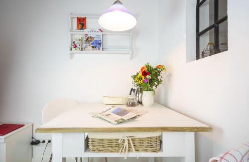 Welt Apartment | HW App 2