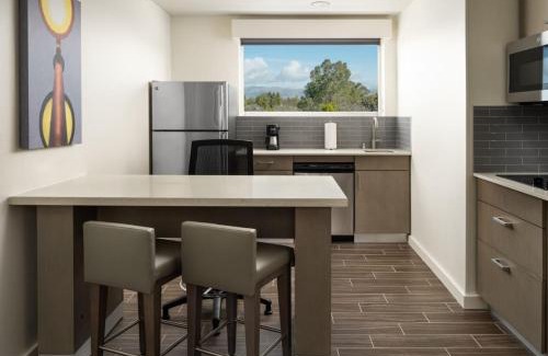 North San Jose Hotel | Hyatt House San Jose Airport