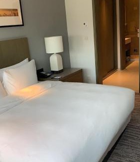 Jinfeng Qu Hotel | Hyatt House Yinchuan Yuecaicheng