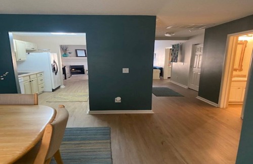 Charleston House | Hygge Charleston Townhome Near Folly Beach & Downtown w Paved Walking Trail!