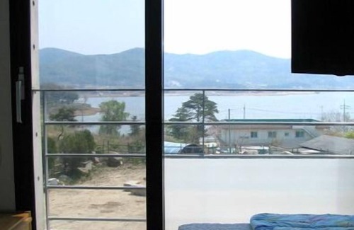 Ganghwa House | Hyoui Youm Pension