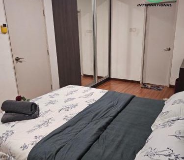 Shah Alam Apartment | I-City I-Suite Two Room Swimming Pool BASRI PROPERTI