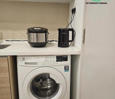 Shah Alam Apartment | I-City I-Suite Two Room Swimming Pool BASRI PROPERTI