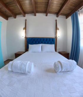 Kilitbahir Koyu Hotel | İlia Konak