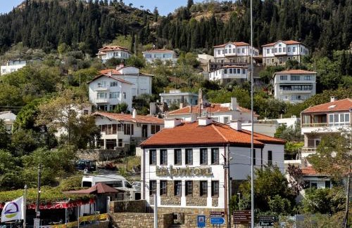 Kilitbahir Koyu Hotel | İlia Konak
