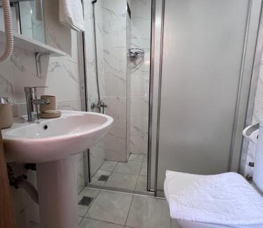 Inebolu Hotel | İnebolu Eskonak Otel