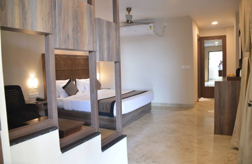 Deoghar Hotel | I Towne Deoghar -814112