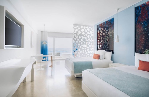 Zona Hotelera Resort | Iberostar Selection Coral Cancún - Adults Only - All Inclusive