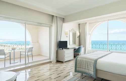 Yasmine Hotel | Iberostar Waves Averroes