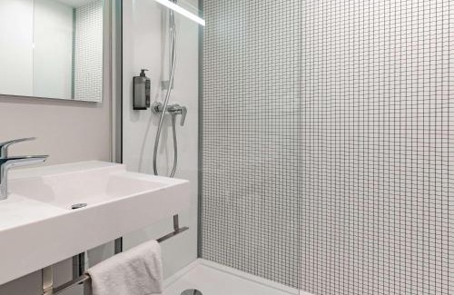 Pontault-Combault Hotel | ibis budget Marne la Vallée Pontault Combault