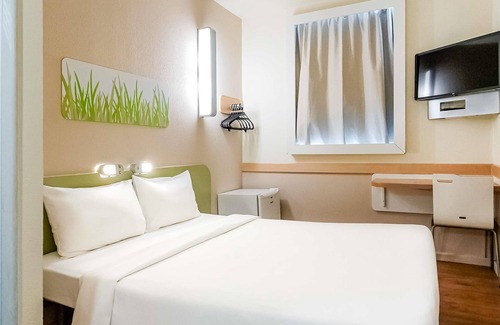 Santa Lucia Hotel | ibis budget Vitoria
