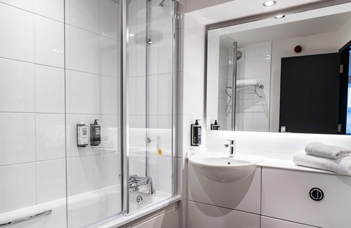 Coleraine Hotel | ibis Coleraine Riverside